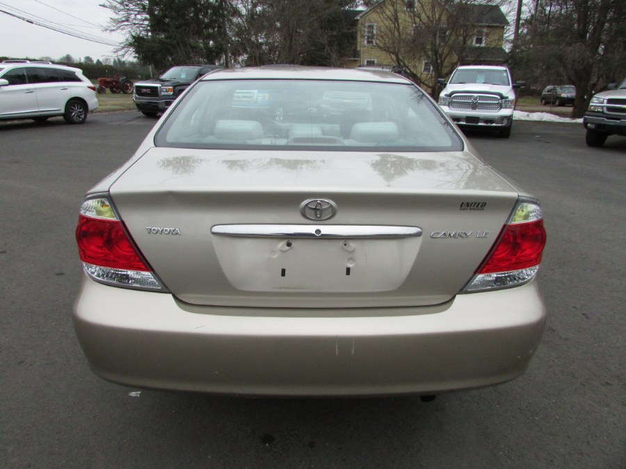 2005 Toyota Camry 4dr Sdn LE Auto (Natl), available for sale in East Windsor, Connecticut | United Auto Sales of E Windsor, Inc. East Windsor, Connecticut 2005 Toyota Camry 4dr Sdn LE Auto (Natl), available for sale in East Windsor, Connecticut | United Auto Sales of E Windsor, Inc. East Windsor, Connecticut