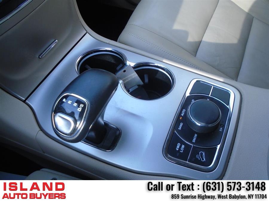 Used Jeep Grand Cherokee Limited 4x4 4dr SUV 2015 | Island Auto Buyers. West Babylon, New York Used Jeep Grand Cherokee Limited 4x4 4dr SUV 2015 | Island Auto Buyers. West Babylon, New York