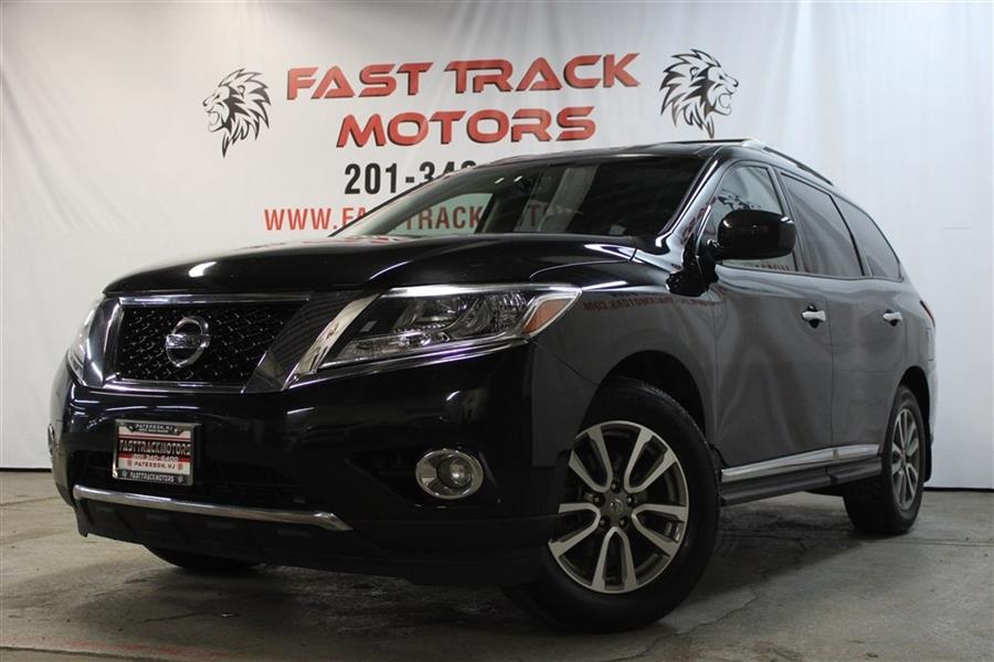 2015 Nissan Pathfinder SL 4WD, available for sale in Paterson, New Jersey | Fast Track Motors. Paterson, New Jersey