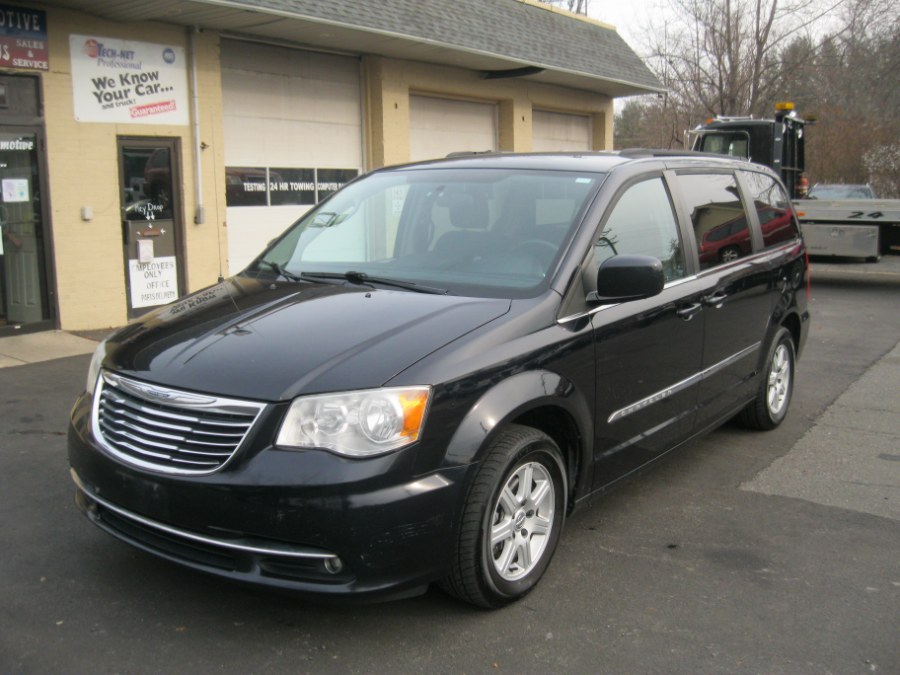 Used Chrysler Town & Country 4dr Wgn Touring 2011 | Automotive Plus. Bristol, Connecticut Used Chrysler Town & Country 4dr Wgn Touring 2011 | Automotive Plus. Bristol, Connecticut