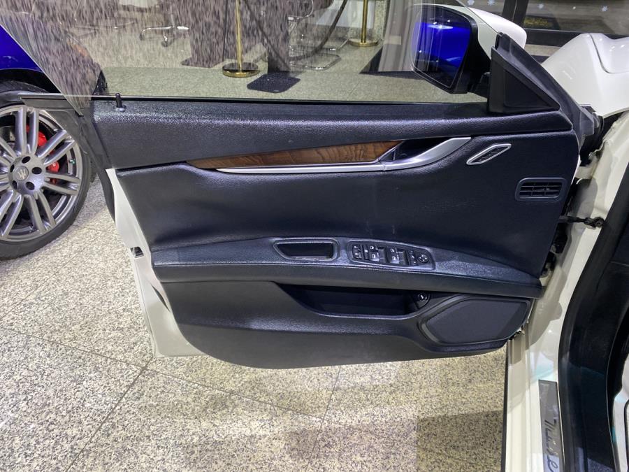 Used Maserati Ghibli 4dr Sdn S Q4 2014 | Dream Car Gallery. Woodbury, New York Used Maserati Ghibli 4dr Sdn S Q4 2014 | Dream Car Gallery. Woodbury, New York