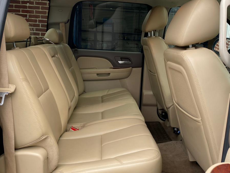 Used GMC Sierra 1500 4WD Crew Cab 143.5" SLT 2010 | Lava Motors 2 Inc. Canton, Connecticut Used GMC Sierra 1500 4WD Crew Cab 143.5" SLT 2010 | Lava Motors 2 Inc. Canton, Connecticut