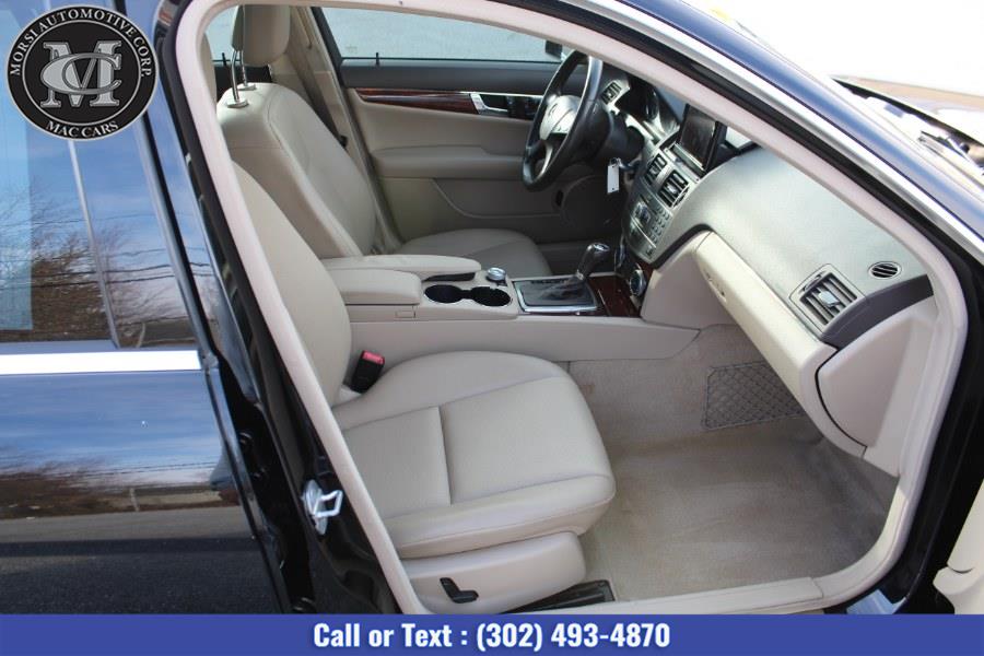 Used Mercedes-Benz C-Class 4dr Sdn C300 Luxury 4MATIC 2011 | Morsi Automotive Corp. New Castle, Delaware Used Mercedes-Benz C-Class 4dr Sdn C300 Luxury 4MATIC 2011 | Morsi Automotive Corp. New Castle, Delaware