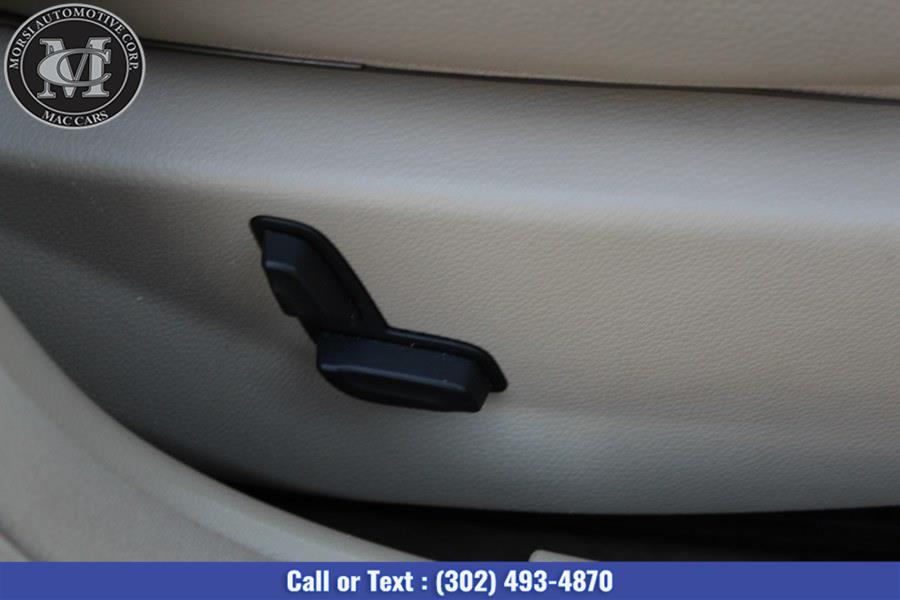 Used Mercedes-Benz C-Class 4dr Sdn C300 Luxury 4MATIC 2011 | Morsi Automotive Corp. New Castle, Delaware Used Mercedes-Benz C-Class 4dr Sdn C300 Luxury 4MATIC 2011 | Morsi Automotive Corp. New Castle, Delaware