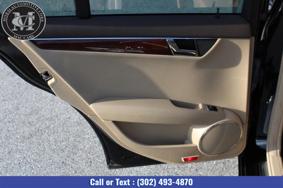 Used Mercedes-Benz C-Class 4dr Sdn C300 Luxury 4MATIC 2011 | Morsi Automotive Corp. New Castle, Delaware Used Mercedes-Benz C-Class 4dr Sdn C300 Luxury 4MATIC 2011 | Morsi Automotive Corp. New Castle, Delaware