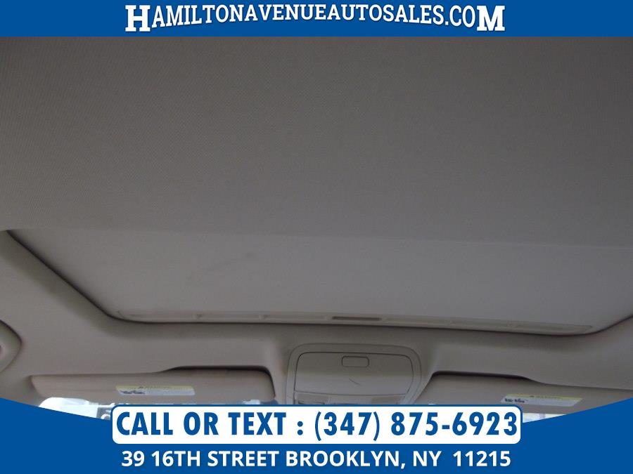 Used Volkswagen Passat 4dr Sdn 2.5L Auto SE w/Sunroof PZEV 2013 | Hamilton Avenue Auto Sales DBA Nyautoauction.com. Brooklyn, New York Used Volkswagen Passat 4dr Sdn 2.5L Auto SE w/Sunroof PZEV 2013 | Hamilton Avenue Auto Sales DBA Nyautoauction.com. Brooklyn, New York