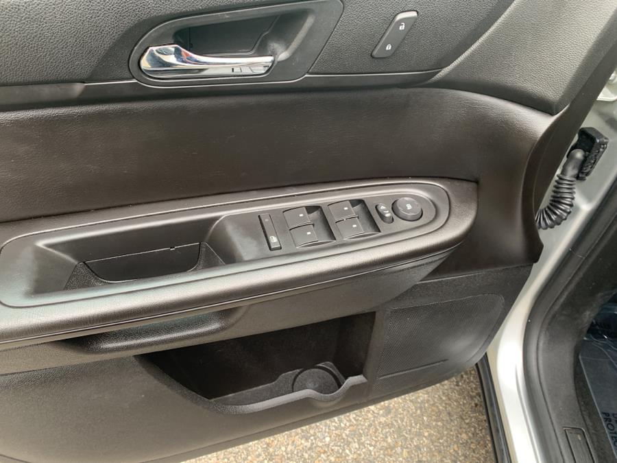 Used Chevrolet Traverse AWD 4dr LT 2017 | TJ Motors. New London, Connecticut Used Chevrolet Traverse AWD 4dr LT 2017 | TJ Motors. New London, Connecticut