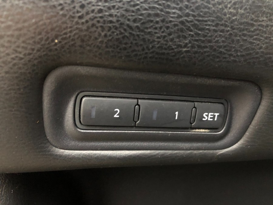 2014 Nissan Pathfinder 4WD 4dr Platinum, available for sale in Bristol, Connecticut | Bristol Auto Center LLC. Bristol, Connecticut 2014 Nissan Pathfinder 4WD 4dr Platinum, available for sale in Bristol, Connecticut | Bristol Auto Center LLC. Bristol, Connecticut