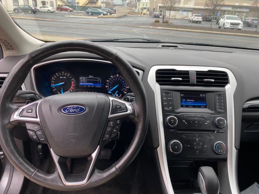 2015 Ford Fusion 4dr Sdn SE FWD, available for sale in Danbury, Connecticut | Safe Used Auto Sales LLC. Danbury, Connecticut 2015 Ford Fusion 4dr Sdn SE FWD, available for sale in Danbury, Connecticut | Safe Used Auto Sales LLC. Danbury, Connecticut