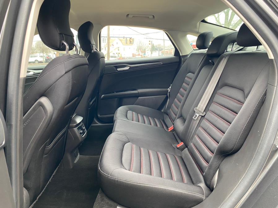 2015 Ford Fusion 4dr Sdn SE FWD, available for sale in Danbury, Connecticut | Safe Used Auto Sales LLC. Danbury, Connecticut 2015 Ford Fusion 4dr Sdn SE FWD, available for sale in Danbury, Connecticut | Safe Used Auto Sales LLC. Danbury, Connecticut