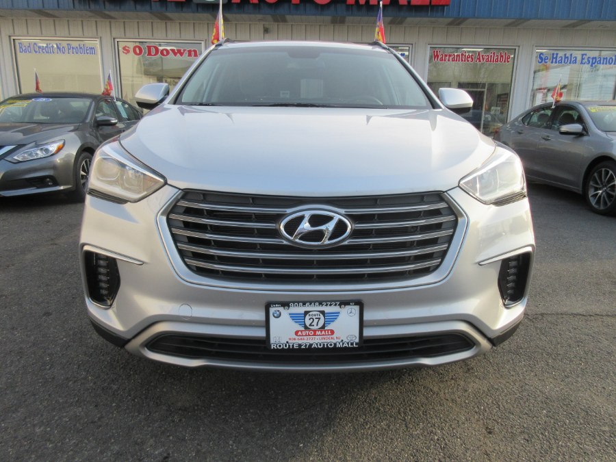 Used Hyundai Santa Fe SE 3.3L Auto AWD 2017 | Route 27 Auto Mall. Linden, New Jersey Used Hyundai Santa Fe SE 3.3L Auto AWD 2017 | Route 27 Auto Mall. Linden, New Jersey