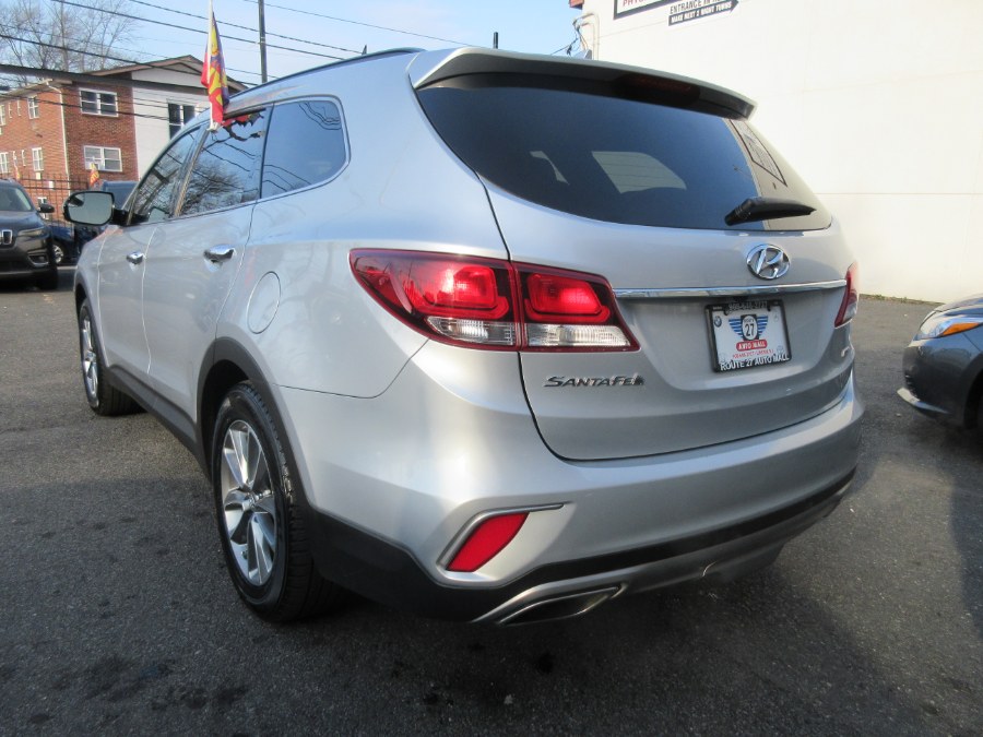 Used Hyundai Santa Fe SE 3.3L Auto AWD 2017 | Route 27 Auto Mall. Linden, New Jersey Used Hyundai Santa Fe SE 3.3L Auto AWD 2017 | Route 27 Auto Mall. Linden, New Jersey