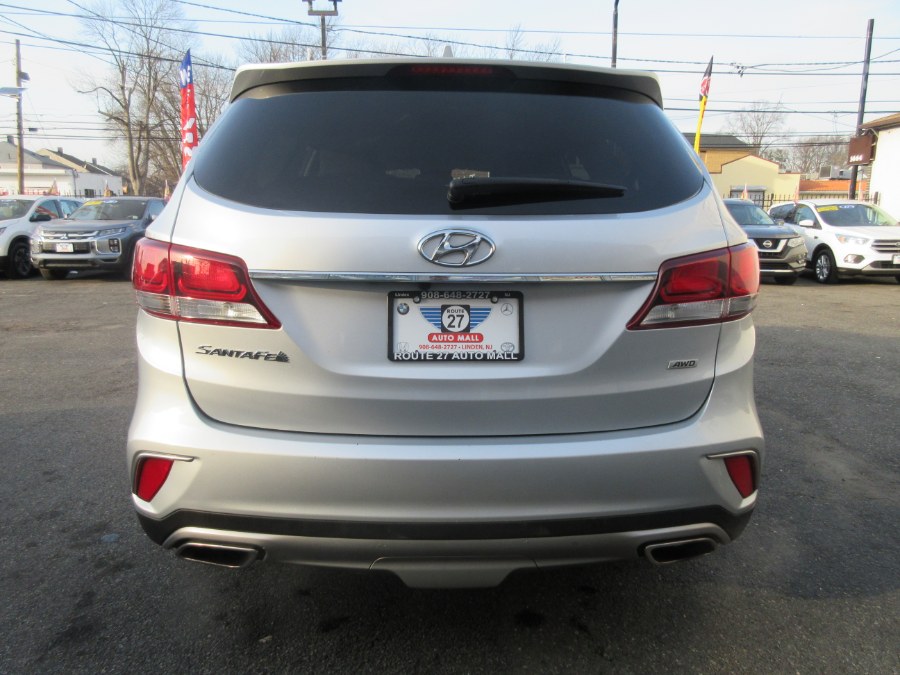 Used Hyundai Santa Fe SE 3.3L Auto AWD 2017 | Route 27 Auto Mall. Linden, New Jersey Used Hyundai Santa Fe SE 3.3L Auto AWD 2017 | Route 27 Auto Mall. Linden, New Jersey