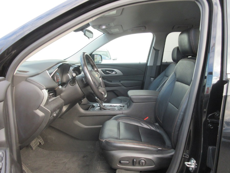 2018 Chevrolet Traverse AWD 4dr LT Cloth w/1LT, available for sale in Linden, New Jersey | Route 27 Auto Mall. Linden, New Jersey 2018 Chevrolet Traverse AWD 4dr LT Cloth w/1LT, available for sale in Linden, New Jersey | Route 27 Auto Mall. Linden, New Jersey