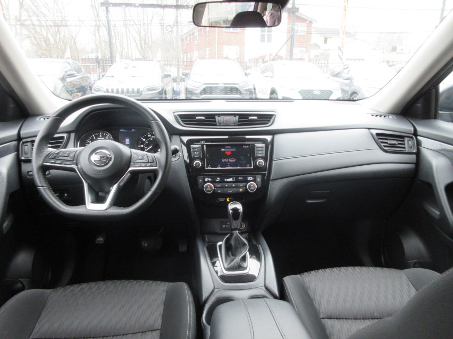 Used Nissan Rogue FWD SV 2019 | Route 27 Auto Mall. Linden, New Jersey Used Nissan Rogue FWD SV 2019 | Route 27 Auto Mall. Linden, New Jersey