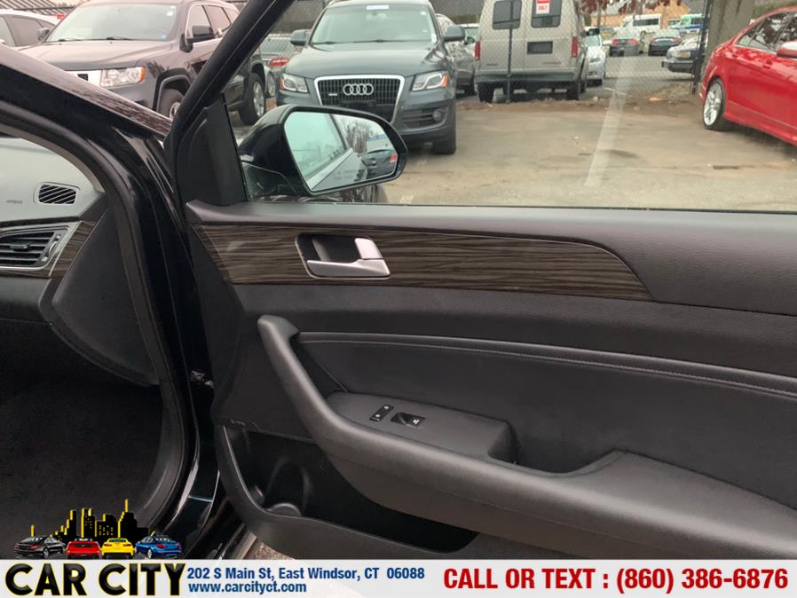 2015 Hyundai Sonata 4dr Sdn 2.4L Limited, available for sale in East Windsor, Connecticut | Car City LLC. East Windsor, Connecticut 2015 Hyundai Sonata 4dr Sdn 2.4L Limited, available for sale in East Windsor, Connecticut | Car City LLC. East Windsor, Connecticut