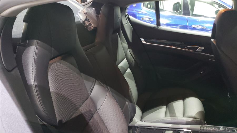 Used Porsche Panamera 4dr HB Edition 2016 | Dream Car Gallery. Woodbury, New York Used Porsche Panamera 4dr HB Edition 2016 | Dream Car Gallery. Woodbury, New York