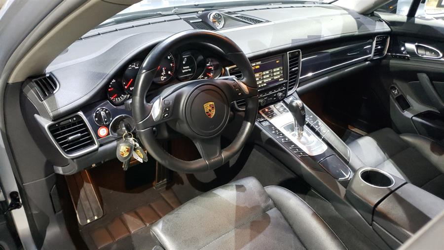 Used Porsche Panamera 4dr HB Edition 2016 | Dream Car Gallery. Woodbury, New York Used Porsche Panamera 4dr HB Edition 2016 | Dream Car Gallery. Woodbury, New York