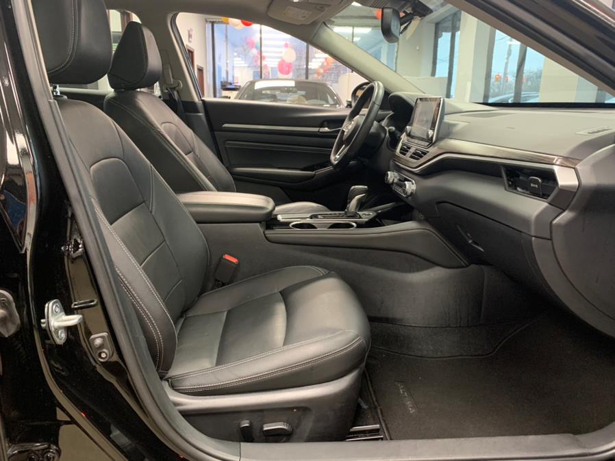 Used Nissan Altima SL 2.5 SL Sedan 2020 | 5 Towns Drive. Inwood, New York Used Nissan Altima SL 2.5 SL Sedan 2020 | 5 Towns Drive. Inwood, New York