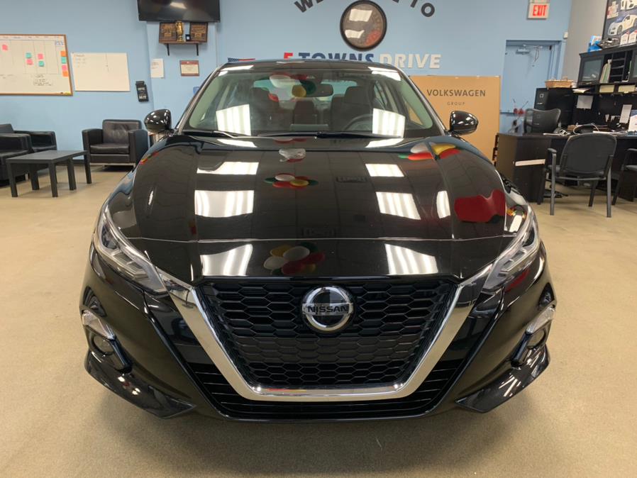 Used Nissan Altima SL 2.5 SL Sedan 2020 | 5 Towns Drive. Inwood, New York Used Nissan Altima SL 2.5 SL Sedan 2020 | 5 Towns Drive. Inwood, New York