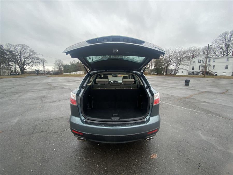 2011 Mazda CX-9 AWD 4dr Grand Touring, available for sale in Stratford, Connecticut | Wiz Leasing Inc. Stratford, Connecticut 2011 Mazda CX-9 AWD 4dr Grand Touring, available for sale in Stratford, Connecticut | Wiz Leasing Inc. Stratford, Connecticut
