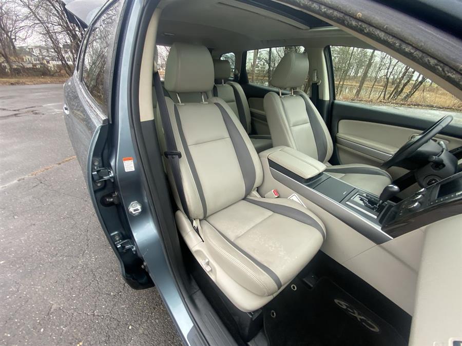 2011 Mazda CX-9 AWD 4dr Grand Touring, available for sale in Stratford, Connecticut | Wiz Leasing Inc. Stratford, Connecticut 2011 Mazda CX-9 AWD 4dr Grand Touring, available for sale in Stratford, Connecticut | Wiz Leasing Inc. Stratford, Connecticut