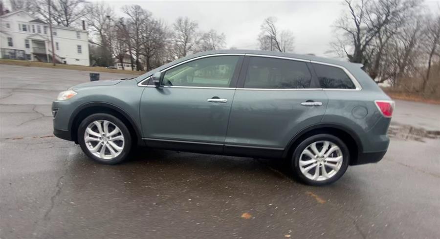 2011 Mazda CX-9 AWD 4dr Grand Touring, available for sale in Stratford, Connecticut | Wiz Leasing Inc. Stratford, Connecticut 2011 Mazda CX-9 AWD 4dr Grand Touring, available for sale in Stratford, Connecticut | Wiz Leasing Inc. Stratford, Connecticut