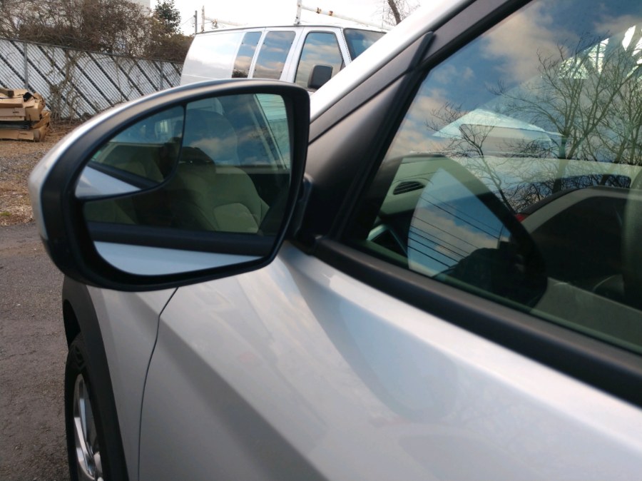 2017 Hyundai Tucson SE FWD, available for sale in COPIAGUE, New York | Warwick Auto Sales Inc. COPIAGUE, New York 2017 Hyundai Tucson SE FWD, available for sale in COPIAGUE, New York | Warwick Auto Sales Inc. COPIAGUE, New York