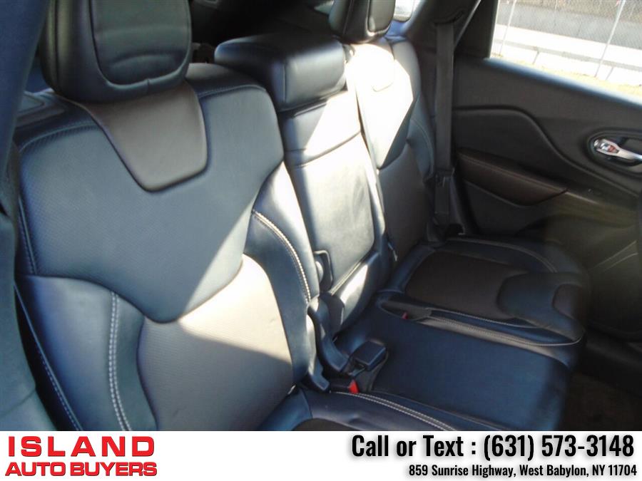 Used Jeep Cherokee Limited 4x4 4dr SUV 2016 | Island Auto Buyers. West Babylon, New York Used Jeep Cherokee Limited 4x4 4dr SUV 2016 | Island Auto Buyers. West Babylon, New York