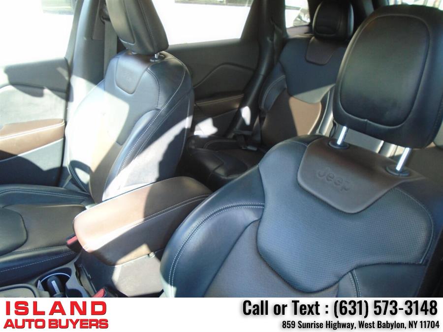 Used Jeep Cherokee Limited 4x4 4dr SUV 2016 | Island Auto Buyers. West Babylon, New York Used Jeep Cherokee Limited 4x4 4dr SUV 2016 | Island Auto Buyers. West Babylon, New York