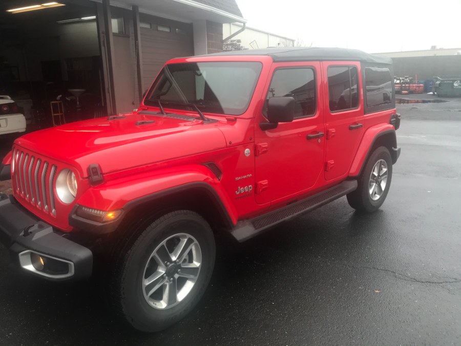 2020 Jeep Wrangler Unlimited Sahara photo 9