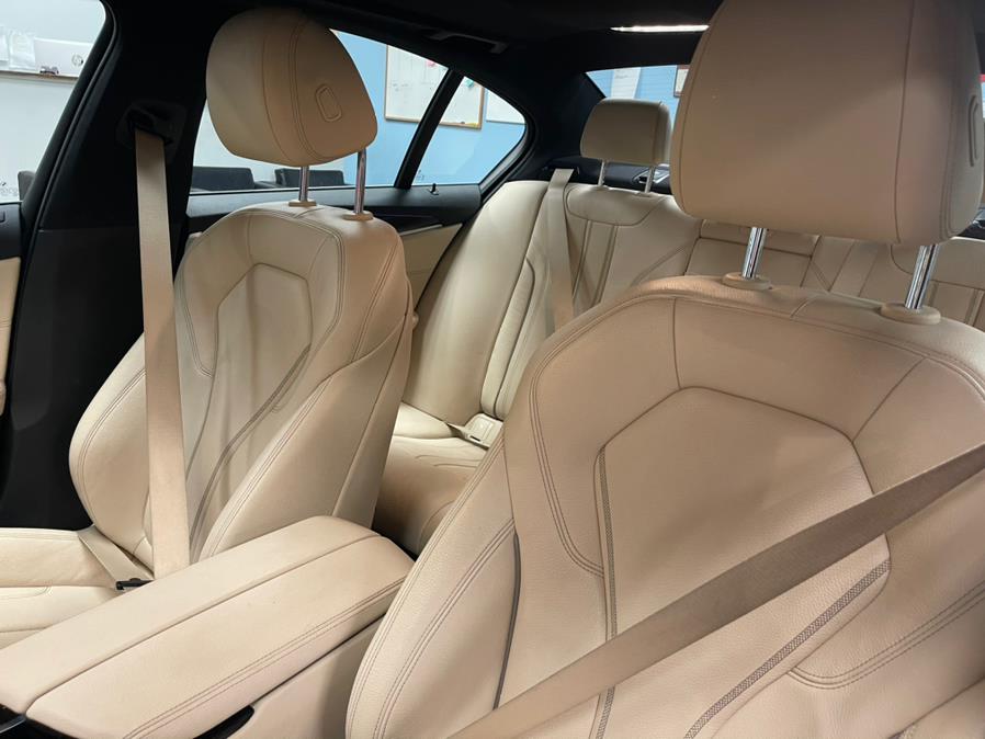Used BMW 5 Series 530i xDrive Sedan 2017 | 5 Towns Drive. Inwood, New York Used BMW 5 Series 530i xDrive Sedan 2017 | 5 Towns Drive. Inwood, New York