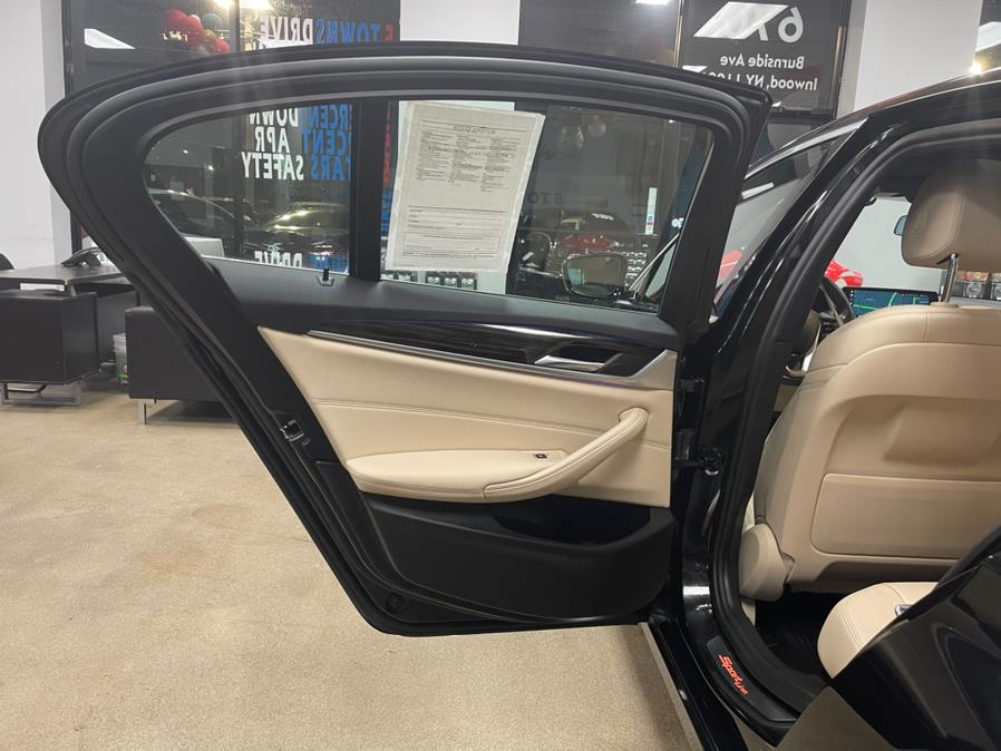 Used BMW 5 Series 530i xDrive Sedan 2017 | 5 Towns Drive. Inwood, New York Used BMW 5 Series 530i xDrive Sedan 2017 | 5 Towns Drive. Inwood, New York