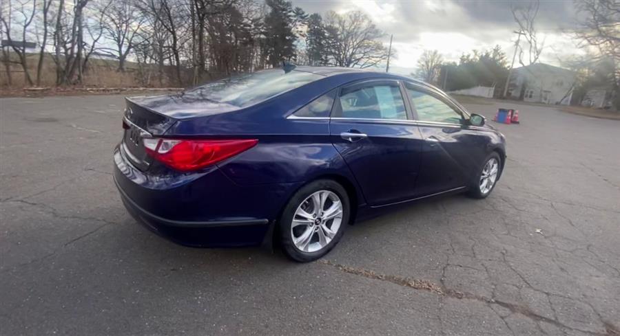 2012 Hyundai Sonata 4dr Sdn 2.4L Auto Limited, available for sale in Stratford, Connecticut | Wiz Leasing Inc. Stratford, Connecticut 2012 Hyundai Sonata 4dr Sdn 2.4L Auto Limited, available for sale in Stratford, Connecticut | Wiz Leasing Inc. Stratford, Connecticut