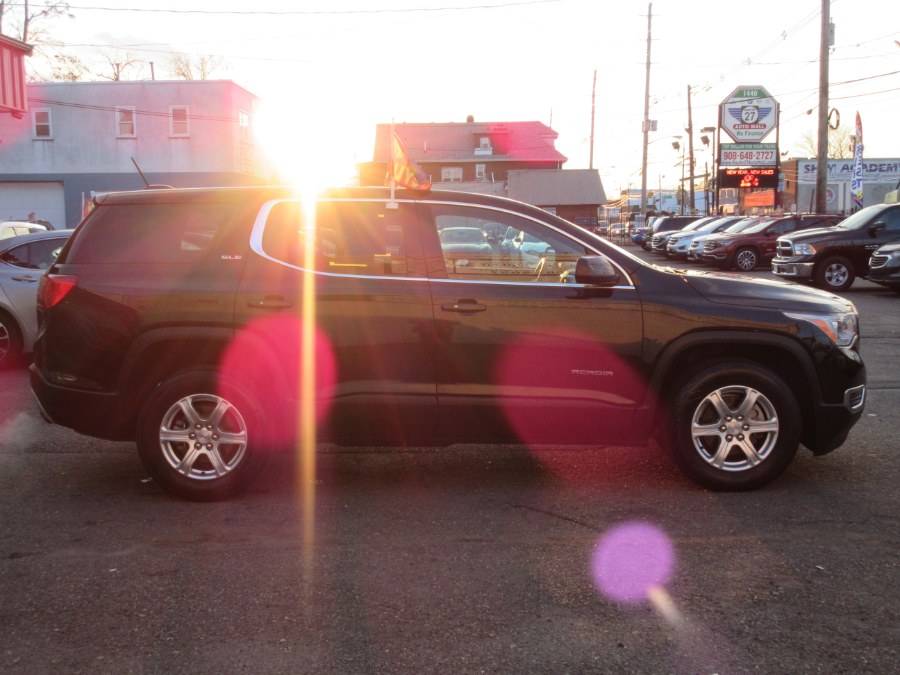 2019 GMC Acadia FWD 4dr SLE w/SLE-1, available for sale in Linden, New Jersey | Route 27 Auto Mall. Linden, New Jersey 2019 GMC Acadia FWD 4dr SLE w/SLE-1, available for sale in Linden, New Jersey | Route 27 Auto Mall. Linden, New Jersey