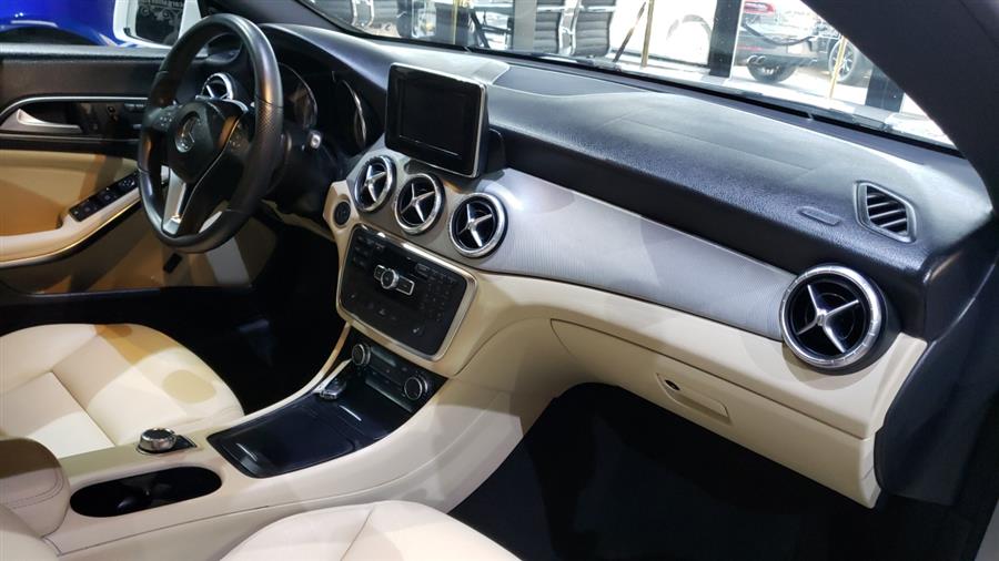 Used Mercedes-Benz CLA-Class 4dr Sdn CLA250 4MATIC 2014 | Dream Car Gallery. Woodbury, New York Used Mercedes-Benz CLA-Class 4dr Sdn CLA250 4MATIC 2014 | Dream Car Gallery. Woodbury, New York