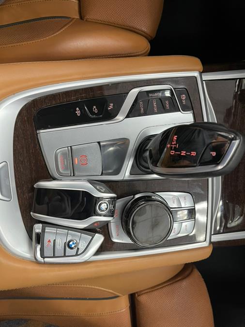 2016 BMW 7 Series 4dr Sdn 750i xDrive AWD, available for sale in Inwood, New York | 5 Towns Drive. Inwood, New York 2016 BMW 7 Series 4dr Sdn 750i xDrive AWD, available for sale in Inwood, New York | 5 Towns Drive. Inwood, New York