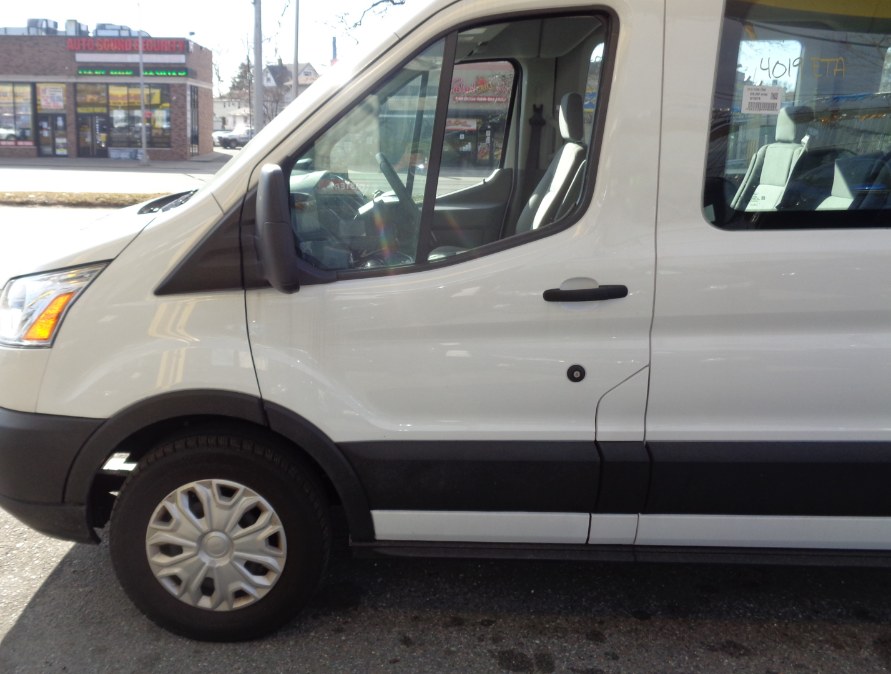 Used Ford Transit Passenger Wagon T-350 148" Med Roof XLT Sliding RH Dr 2019 | Sunrise Auto Sales of Elmont. Elmont, New York Used Ford Transit Passenger Wagon T-350 148" Med Roof XLT Sliding RH Dr 2019 | Sunrise Auto Sales of Elmont. Elmont, New York