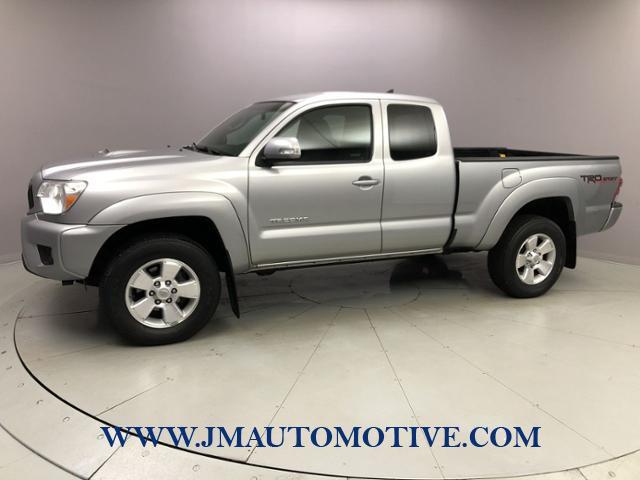 2015 Toyota Tacoma 4WD Access Cab V6 AT, available for sale in Naugatuck, Connecticut | J&M Automotive Sls&Svc LLC. Naugatuck, Connecticut