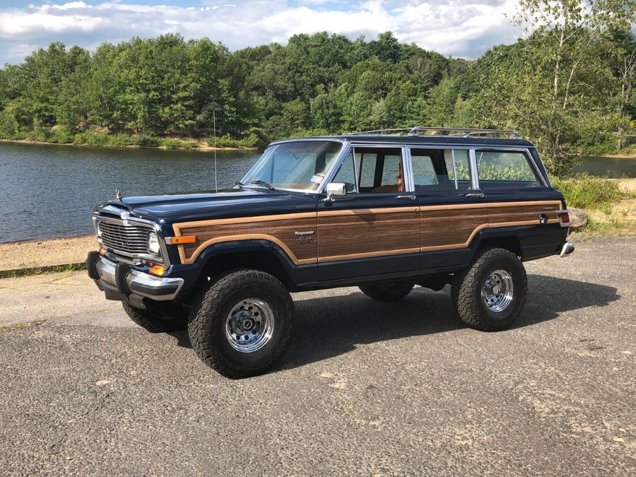1982 Jeep Wagoneer 4WD 4dr Wagon, available for sale in Naugatuck, Connecticut | Riverside Motorcars, LLC. Naugatuck, Connecticut