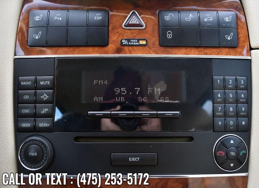 Used Mercedes-Benz CLK-Class 2dr Cabriolet 3.2L 2005 | Highline Car Connection. Waterbury, Connecticut Used Mercedes-Benz CLK-Class 2dr Cabriolet 3.2L 2005 | Highline Car Connection. Waterbury, Connecticut