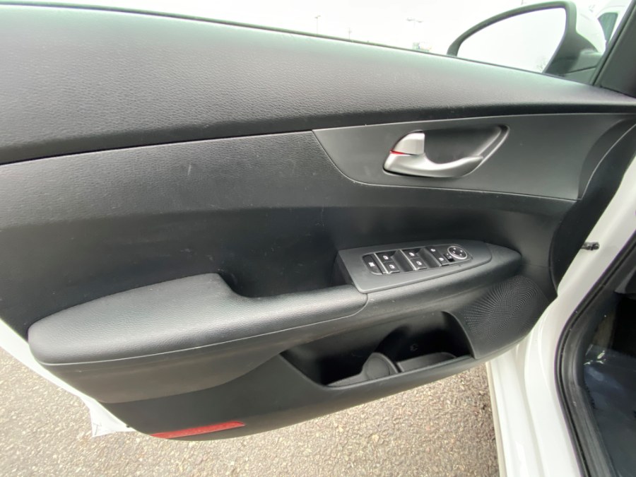 Used Kia Forte LXS IVT 2019 | Inman Motors Sales. Medford, Massachusetts Used Kia Forte LXS IVT 2019 | Inman Motors Sales. Medford, Massachusetts