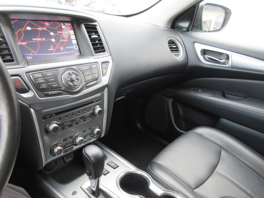 Used Nissan Pathfinder FWD SL 2019 | Route 27 Auto Mall. Linden, New Jersey Used Nissan Pathfinder FWD SL 2019 | Route 27 Auto Mall. Linden, New Jersey