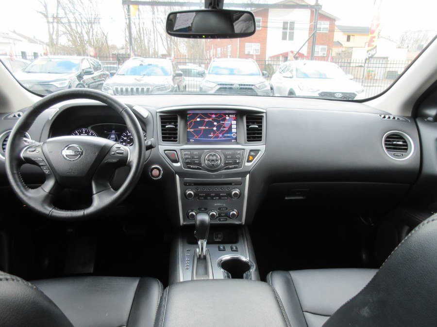 Used Nissan Pathfinder FWD SL 2019 | Route 27 Auto Mall. Linden, New Jersey Used Nissan Pathfinder FWD SL 2019 | Route 27 Auto Mall. Linden, New Jersey