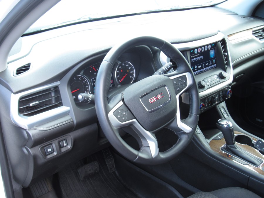 Used GMC Acadia FWD 4dr SLE w/SLE-2 2017 | NJ Used Cars Center. Irvington, New Jersey Used GMC Acadia FWD 4dr SLE w/SLE-2 2017 | NJ Used Cars Center. Irvington, New Jersey