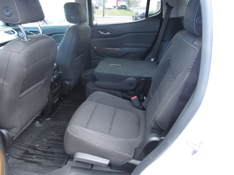 Used GMC Acadia FWD 4dr SLE w/SLE-2 2017 | NJ Used Cars Center. Irvington, New Jersey Used GMC Acadia FWD 4dr SLE w/SLE-2 2017 | NJ Used Cars Center. Irvington, New Jersey