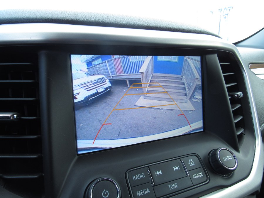 Used GMC Acadia FWD 4dr SLE w/SLE-2 2017 | NJ Used Cars Center. Irvington, New Jersey Used GMC Acadia FWD 4dr SLE w/SLE-2 2017 | NJ Used Cars Center. Irvington, New Jersey