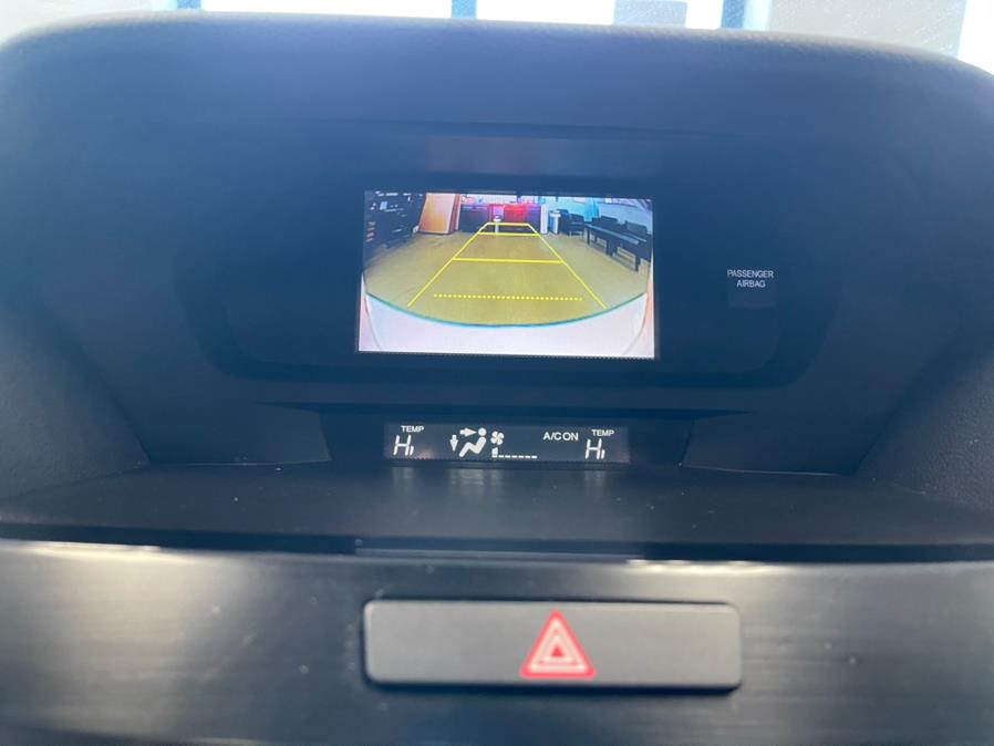 2017 Acura ILX Sedan w/AcuraWatch Plus, available for sale in Inwood, New York | 5 Towns Drive. Inwood, New York 2017 Acura ILX Sedan w/AcuraWatch Plus, available for sale in Inwood, New York | 5 Towns Drive. Inwood, New York