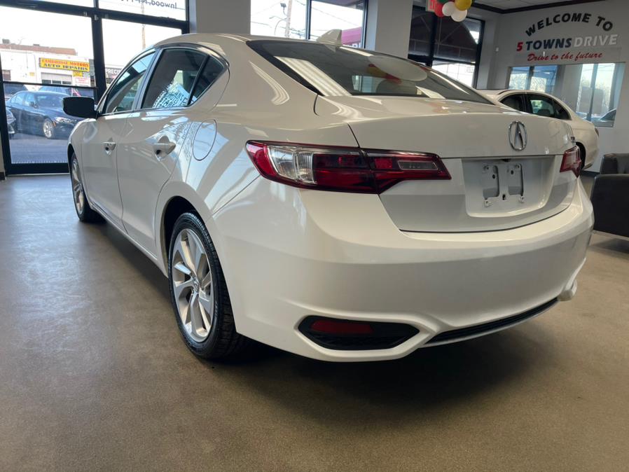 2017 Acura ILX Sedan w/AcuraWatch Plus, available for sale in Inwood, New York | 5 Towns Drive. Inwood, New York 2017 Acura ILX Sedan w/AcuraWatch Plus, available for sale in Inwood, New York | 5 Towns Drive. Inwood, New York