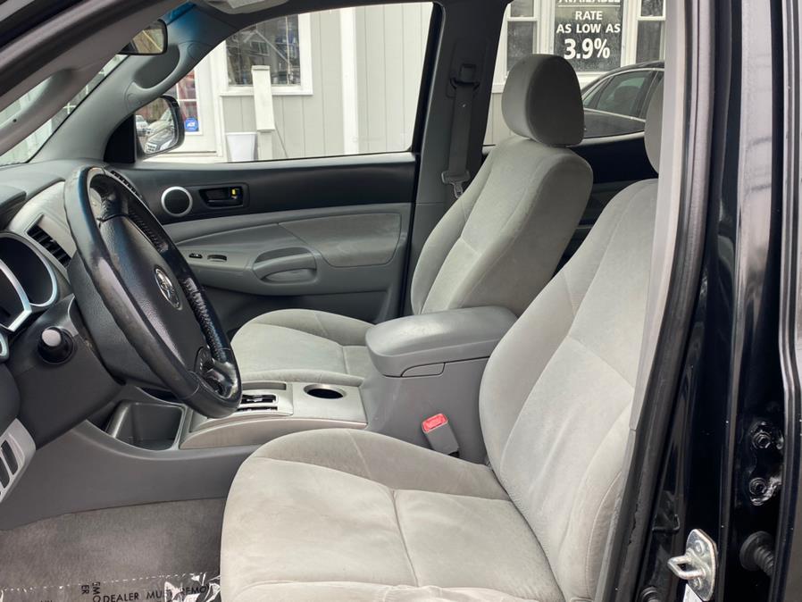 Used Toyota Tacoma Double 141" Auto 4WD (Natl) 2005 | Lava Motors 2 Inc. Canton, Connecticut Used Toyota Tacoma Double 141" Auto 4WD (Natl) 2005 | Lava Motors 2 Inc. Canton, Connecticut